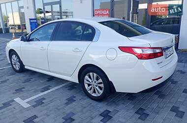 Седан Renault Latitude 2011 в 