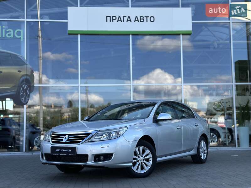 Renault Latitude 2011