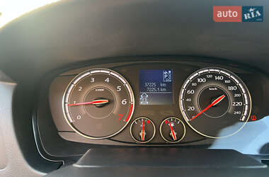 Седан Renault Latitude 2018 в 