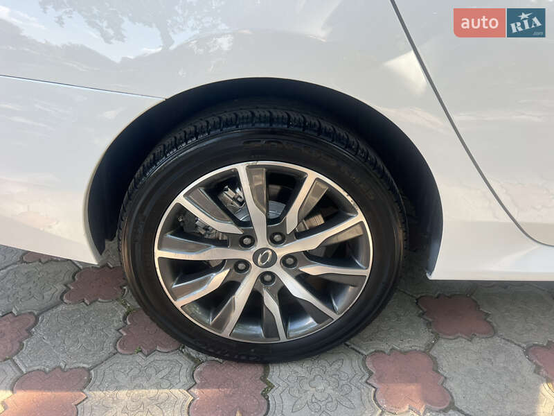 Седан Renault Latitude 2018 в Житомире