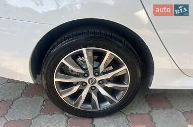Седан Renault Latitude 2018 в 