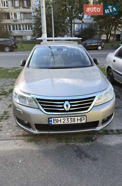 Renault Latitude 2012
