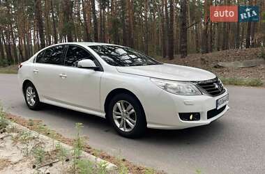 Renault Latitude 2011 Renault Latitude 2011