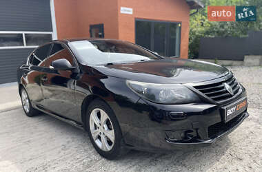 Renault Latitude 2011