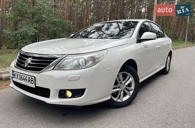 Renault Latitude 2011