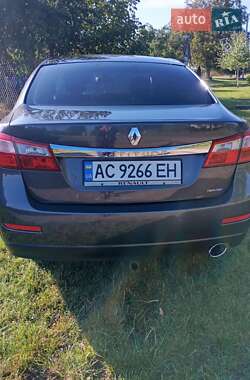 Renault Latitude 2011