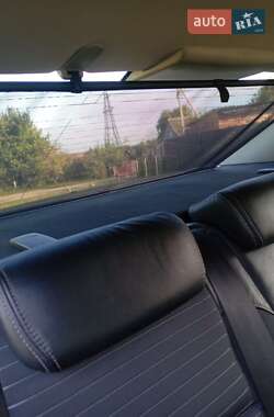 Седан Renault Latitude 2011 в 