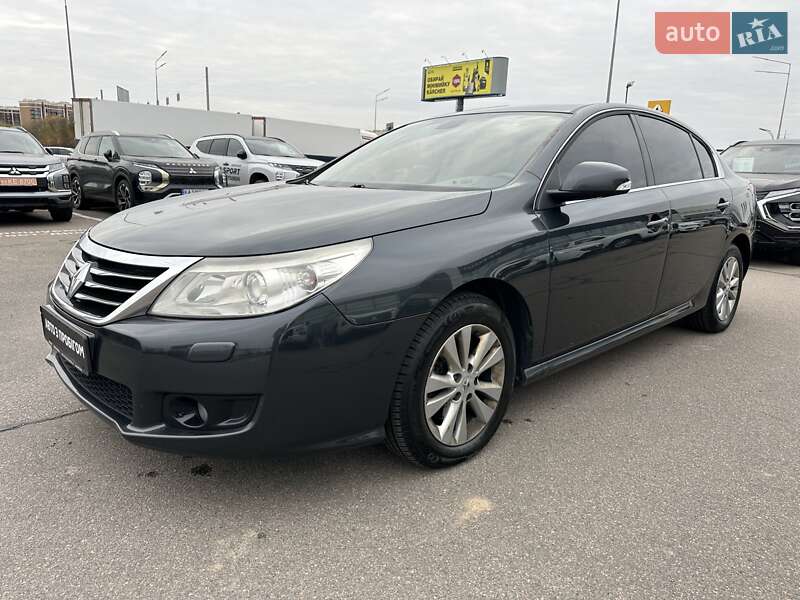 Седан Renault Latitude 2012 в Києві