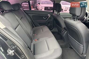 Седан Renault Latitude 2012 в 
