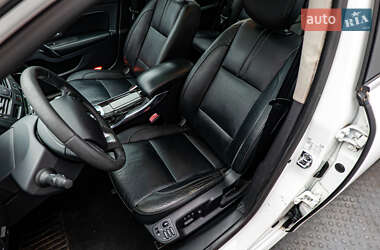 Седан Renault Latitude 2012 в 