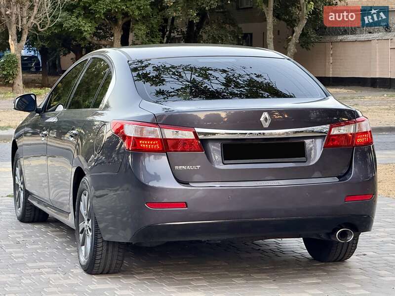 Седан Renault Latitude 2011 в Одесі