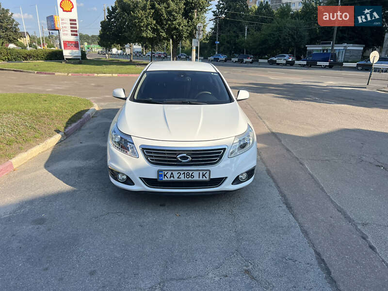 Седан Renault Latitude 2018 в Житомире