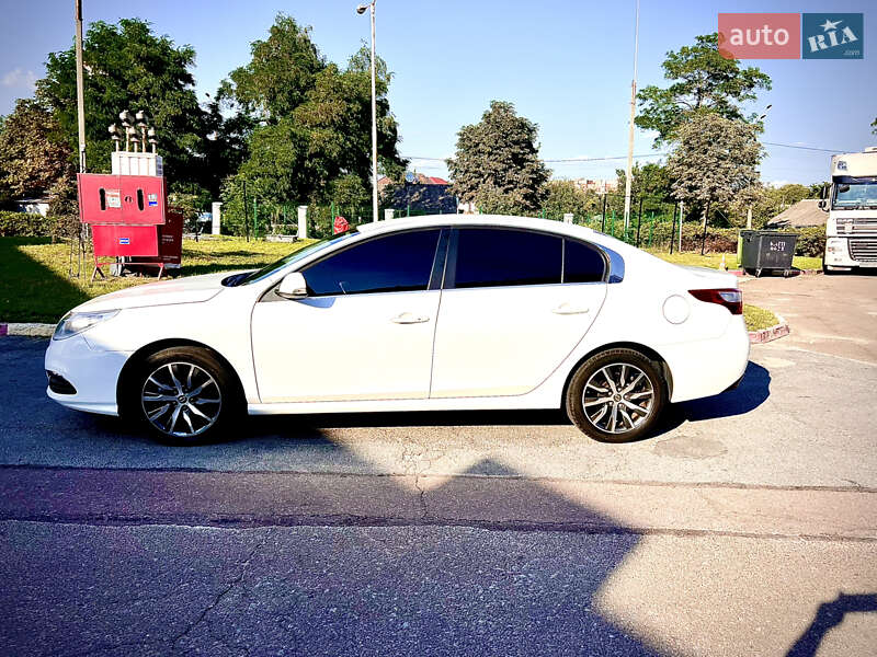 Седан Renault Latitude 2018 в Житомире