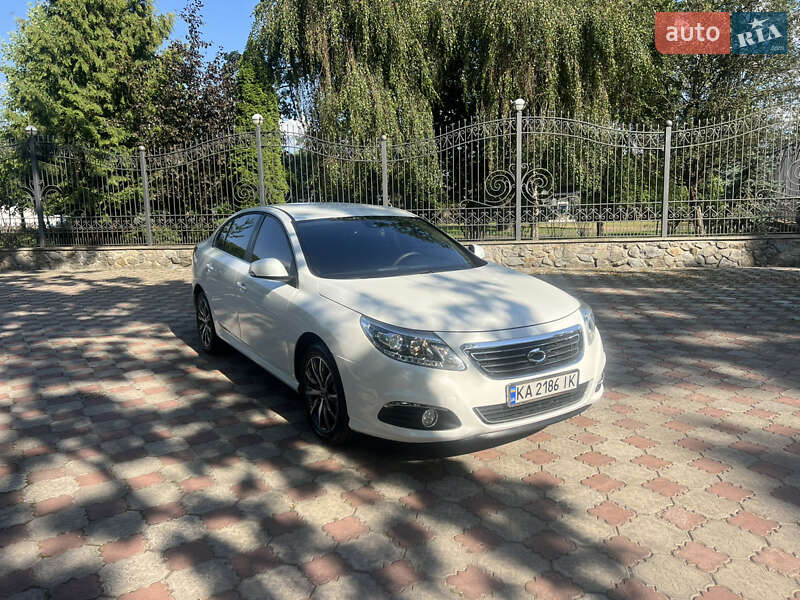 Седан Renault Latitude 2018 в Житомире