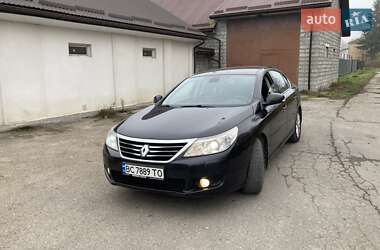 Седан Renault Latitude 2012 в Львове
