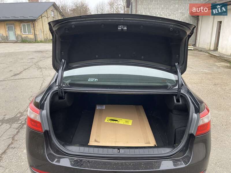 Седан Renault Latitude 2012 в Львове фото 21 Седан Renault Latitude 2012 в Львове