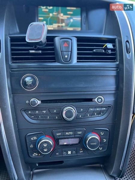 Седан Renault Latitude 2011 в Тернополі