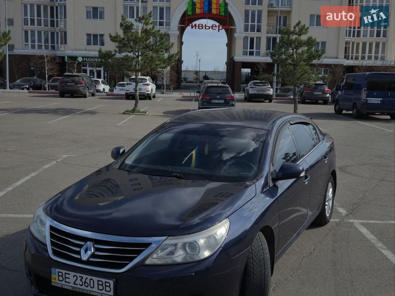 Седан Renault Latitude 2011 в Николаеве