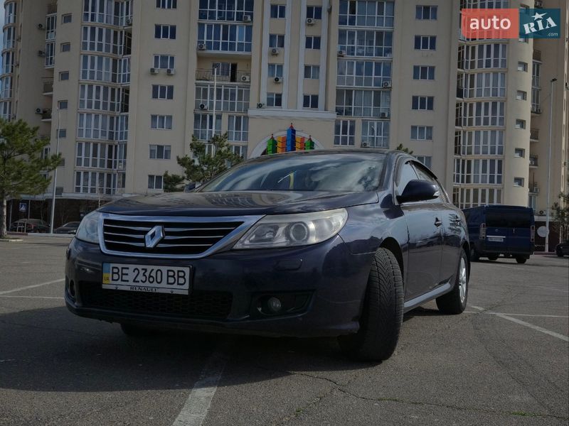 Седан Renault Latitude 2011 в Николаеве
