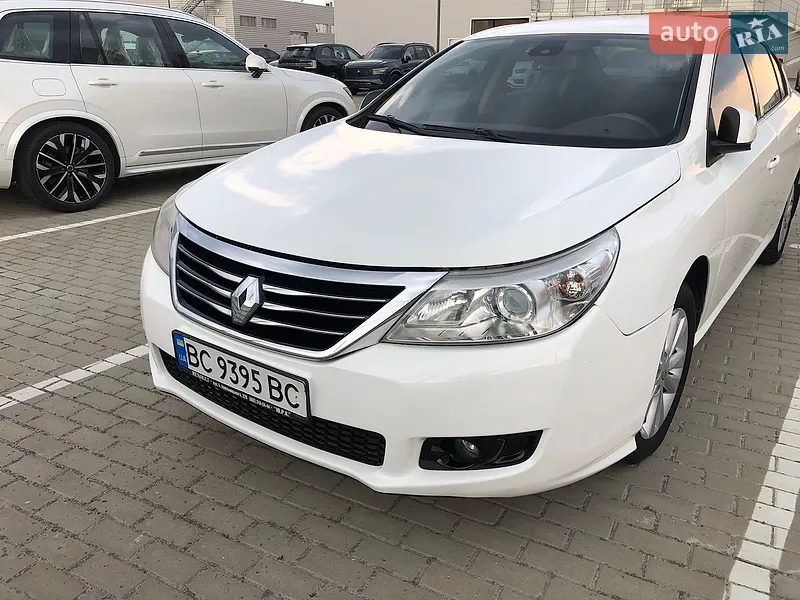 Renault Latitude 2011
