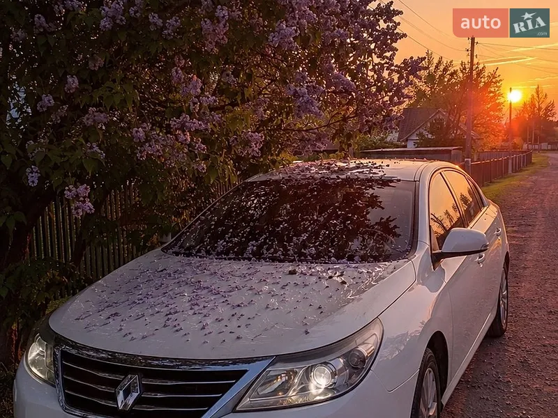 Renault Latitude 2011