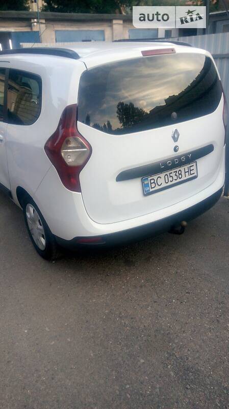 Минивэн Renault Lodgy 2016 в Львове