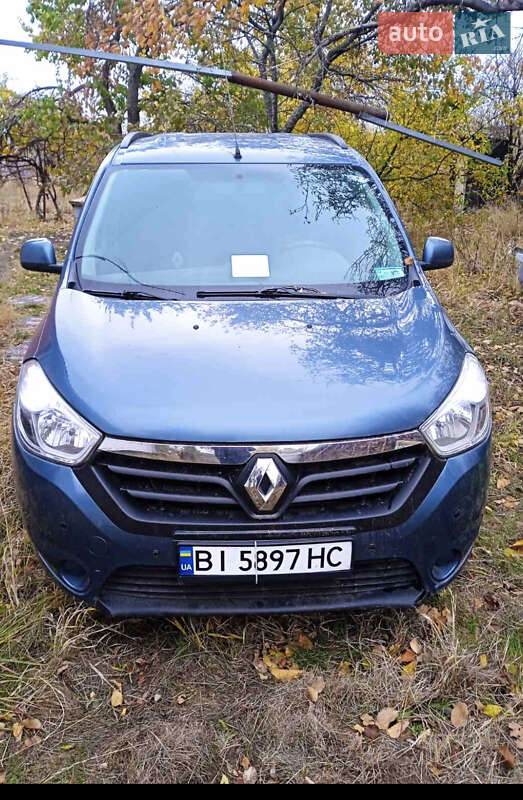 Минивэн Renault Lodgy 2014 в 