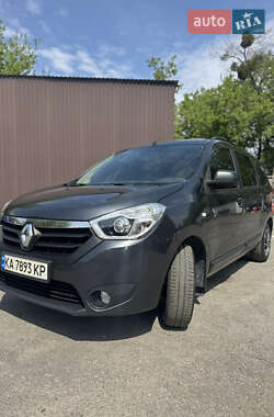Мінівен Renault Lodgy 2015 в Києві