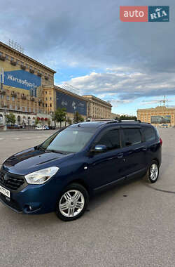 Минивэн Renault Lodgy 2018 в 