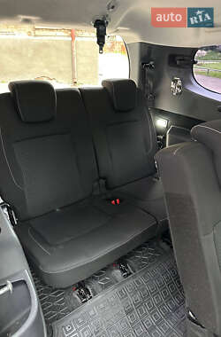Минивэн Renault Lodgy 2018 в 