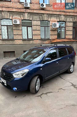 Минивэн Renault Lodgy 2018 в 
