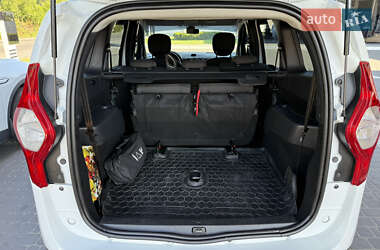 Минивэн Renault Lodgy 2016 в 