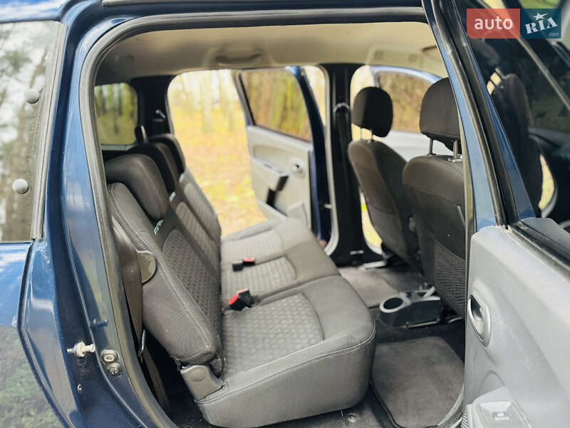 Минивэн Renault Lodgy 2018 в Ромнах фото 13 Минивэн Renault Lodgy 2018 в Ромнах