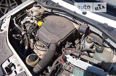 Универсал Renault Logan MCV 2011 в 