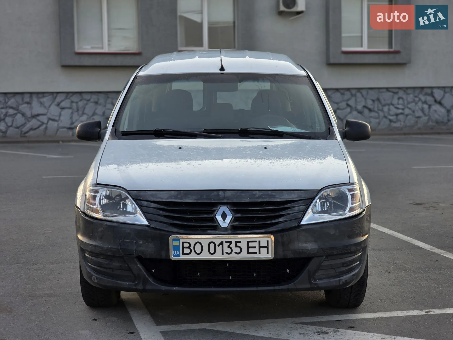 2010 Renault Logan - мініатюра 3