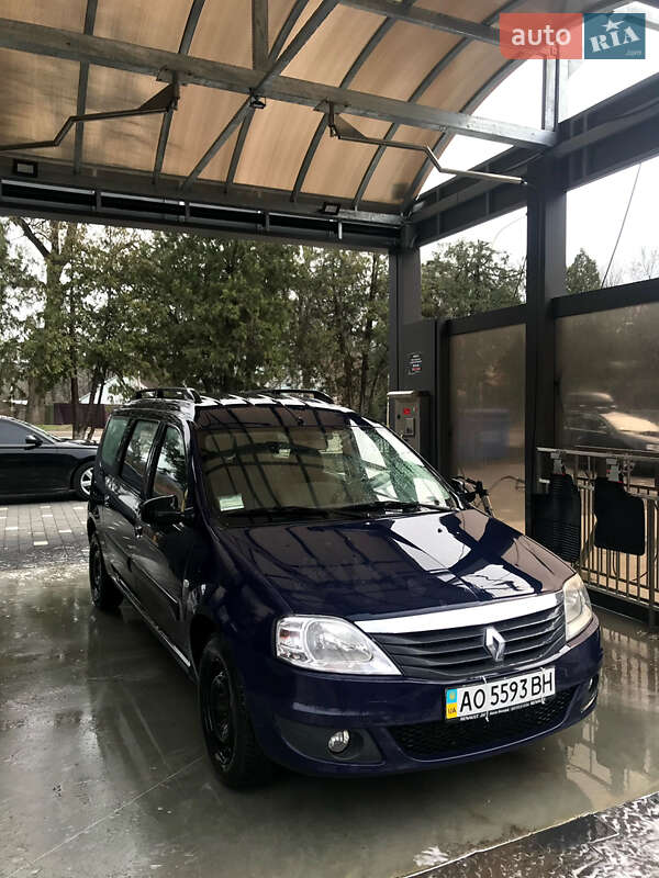 Renault Logan MCV 2010