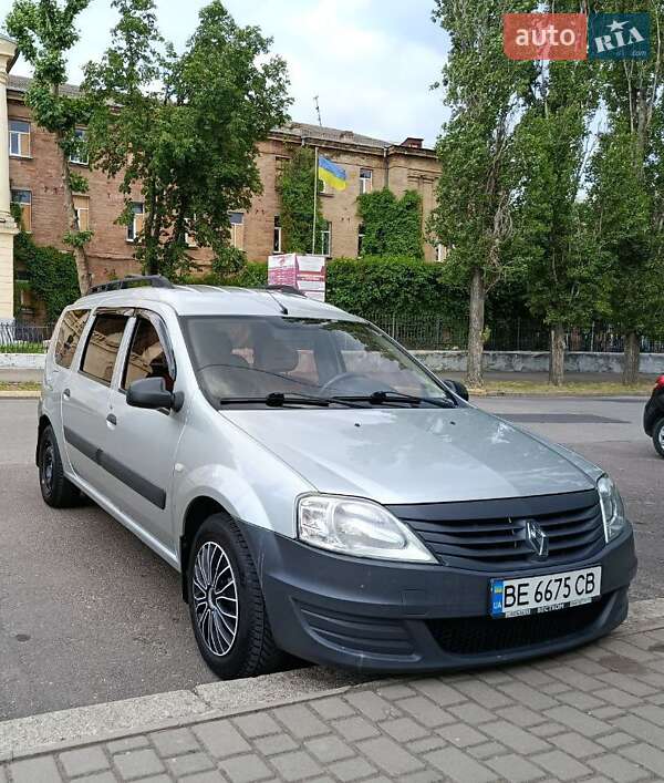 Renault Logan MCV 2012