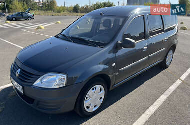 Renault Logan MCV 2010 Renault Logan MCV 2010