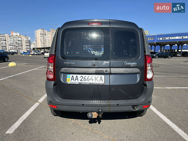 Універсал Renault Logan MCV 2010 в Києві