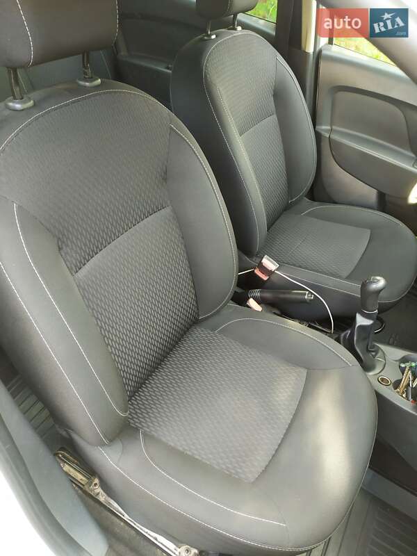 Универсал Renault Logan MCV 2017 в Кривом Роге