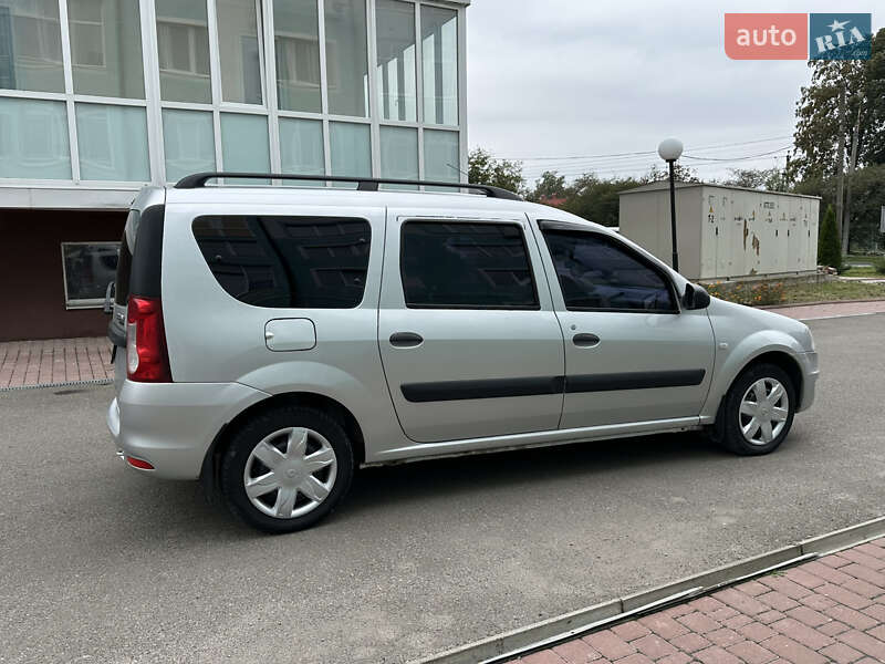 Универсал Renault Logan MCV 2010 в Каменец-Подольском