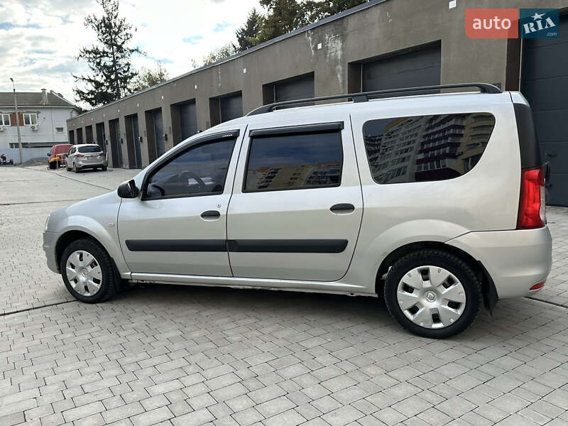 Універсал Renault Logan MCV 2010 в Кам'янець-Подільському