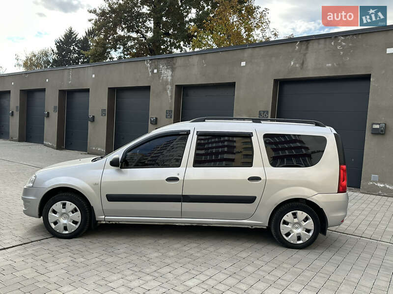 Універсал Renault Logan MCV 2010 в Кам'янець-Подільському