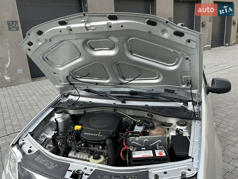 Універсал Renault Logan MCV 2010 в Кам'янець-Подільському