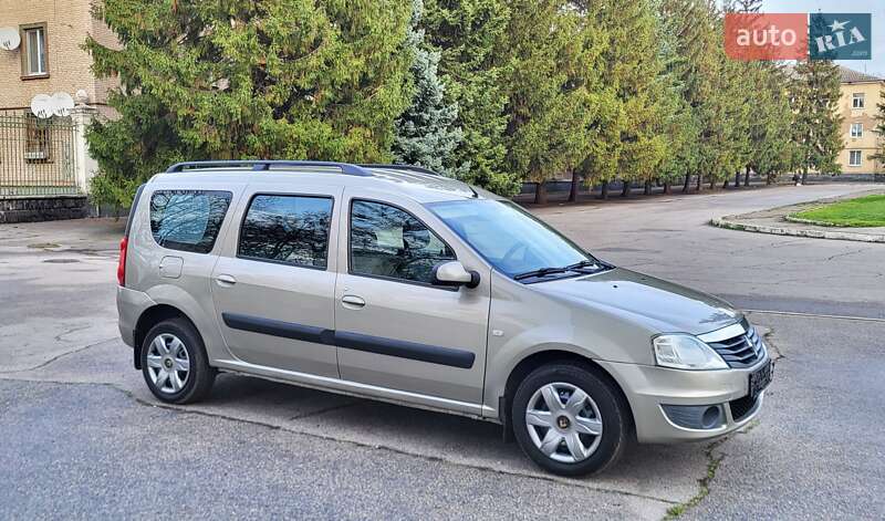 Універсал Renault Logan MCV 2010 в Жовтих Водах