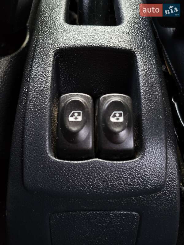 Універсал Renault Logan MCV 2010 в Жовтих Водах