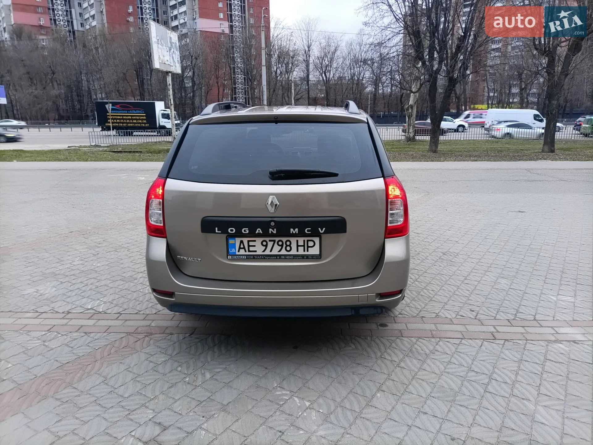 2015 Renault Logan - мініатюра 12