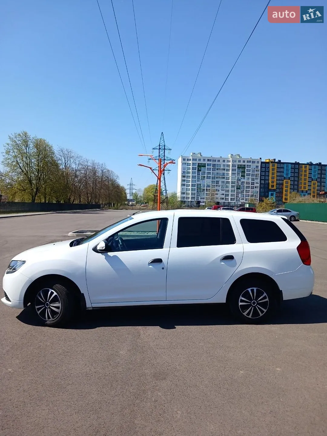 2014 Renault Logan - мініатюра 2