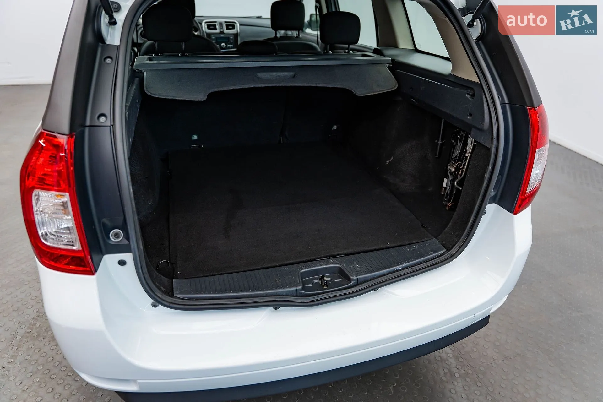 2019 Renault Logan - мініатюра 7