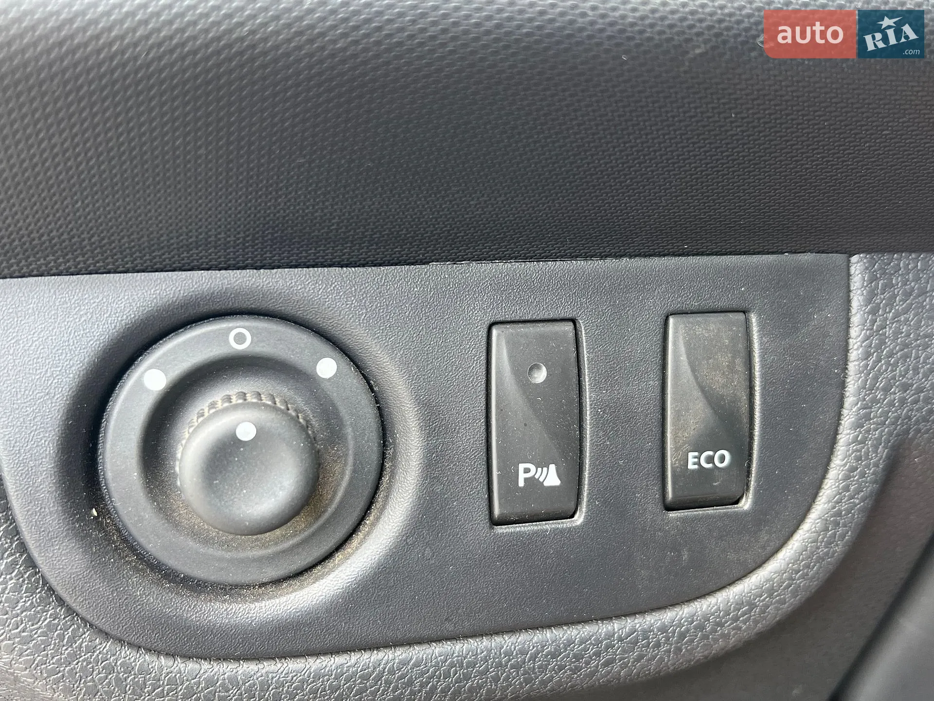 2018 Renault Logan - мініатюра 40